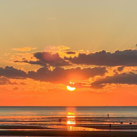 Nauset Beach Inn Orleans Bagian luar foto