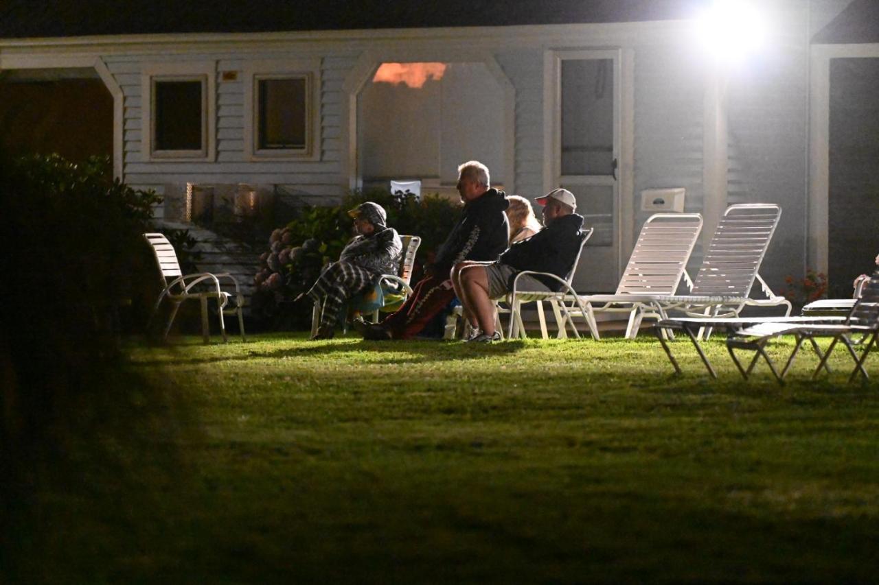 Nauset Beach Inn Orleans Bagian luar foto